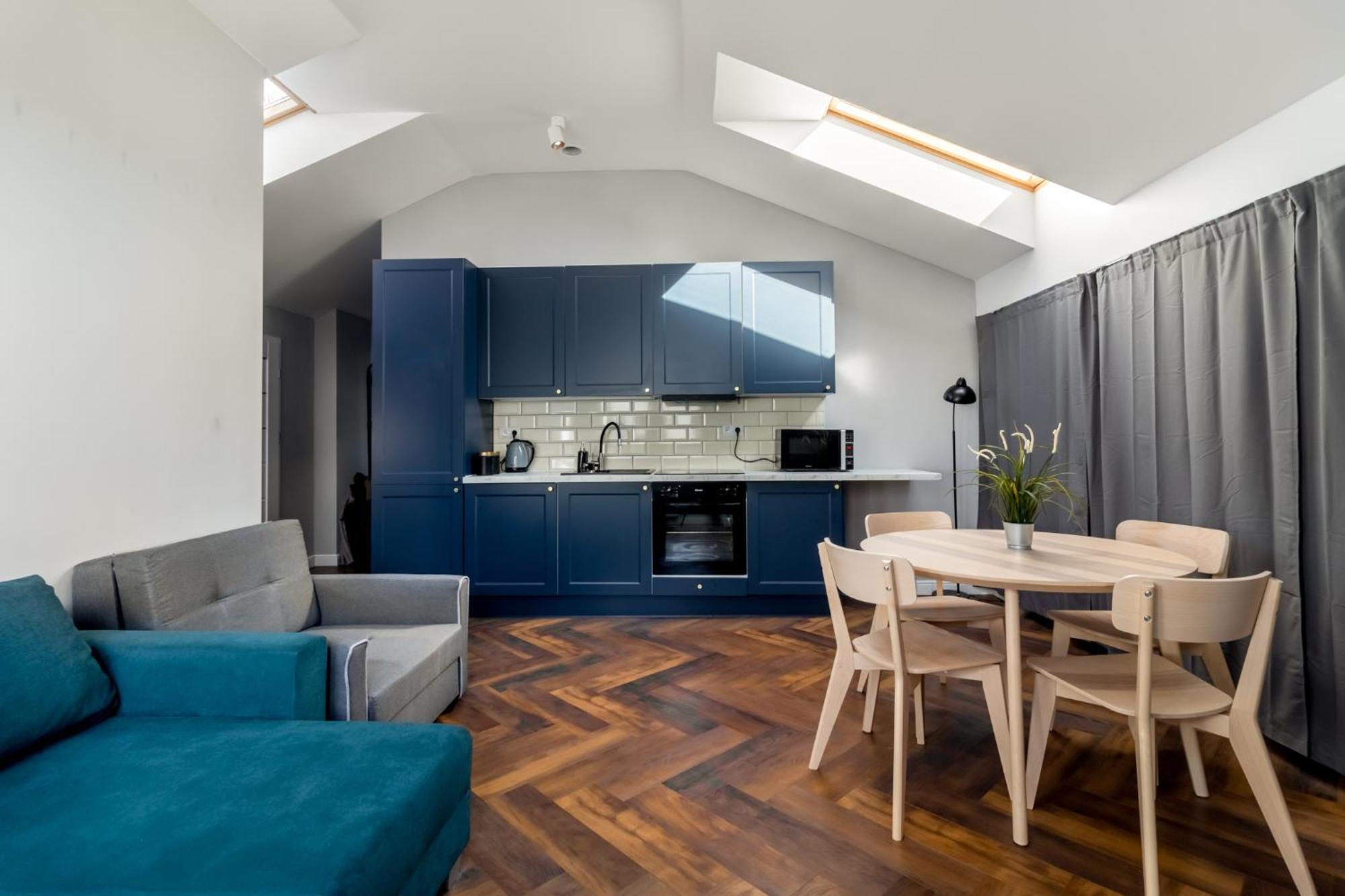 Close-Ga- Cozy Apartments - Marcinkowskiego ワルシャワ エクステリア 写真